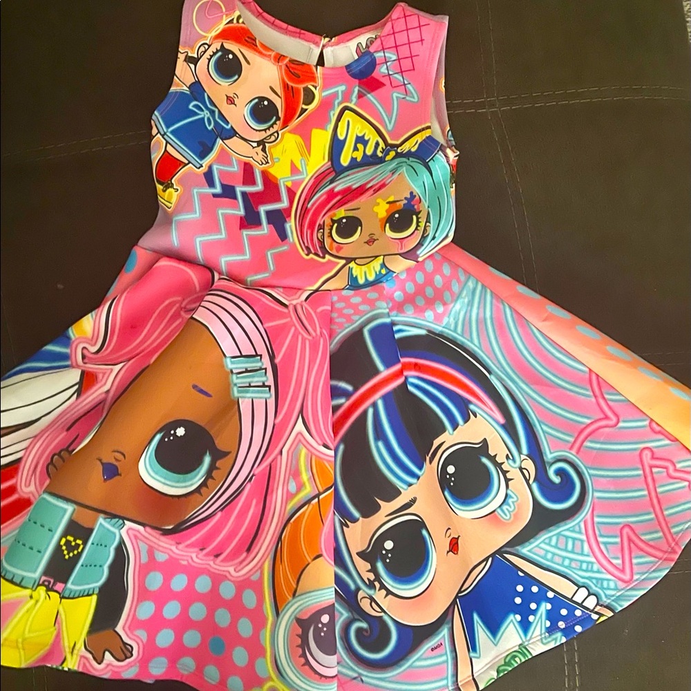 Super Super cute Lol Dolls Girls Dress. My daughter wore it last Easter.